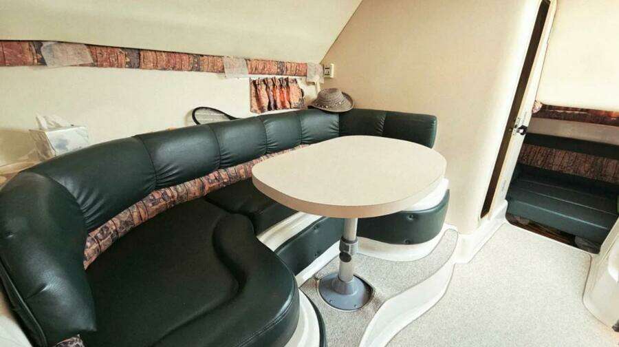 32ft Chris Craft Yacht For Sale