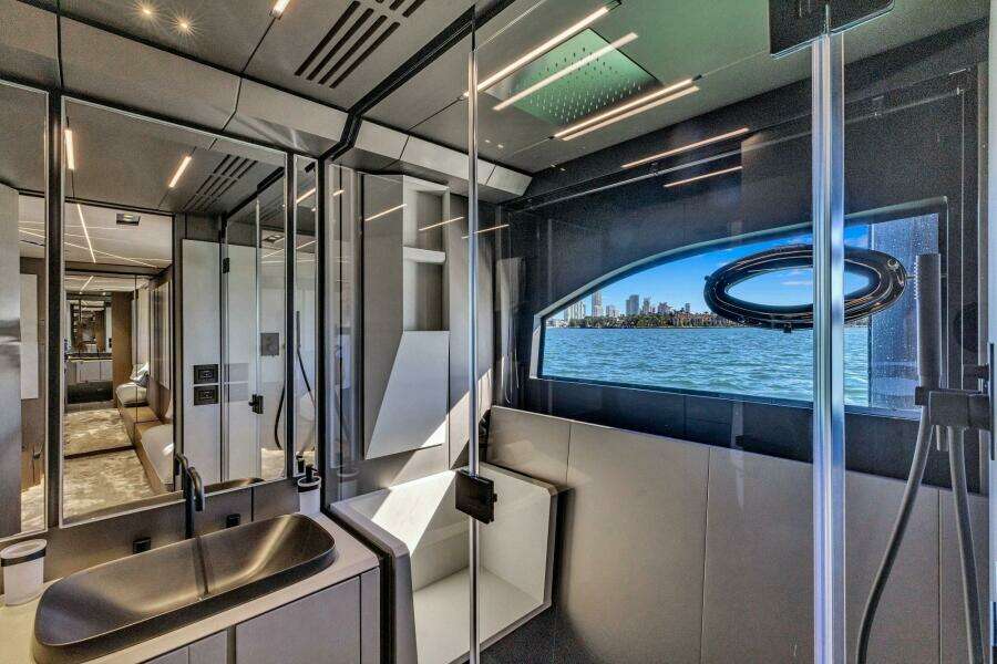 CIAO 80ft Pershing Yacht For Sale