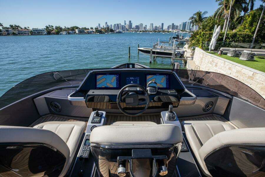 CIAO 80ft Pershing Yacht For Sale