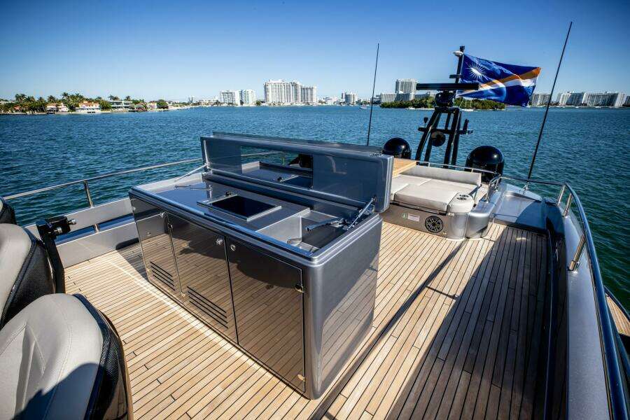 CIAO 80ft Pershing Yacht For Sale