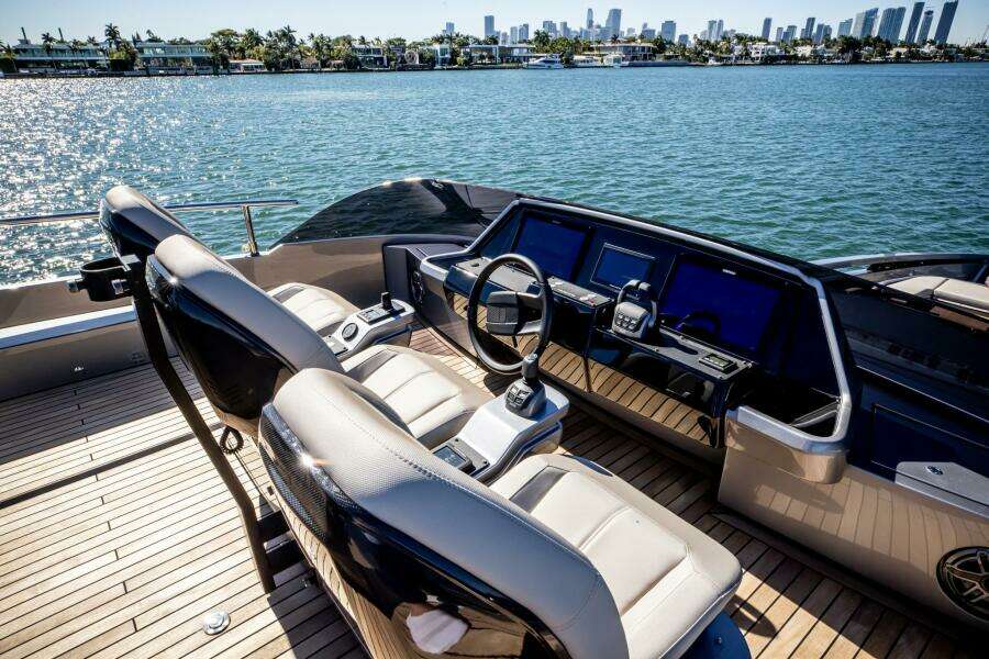 CIAO 80ft Pershing Yacht For Sale