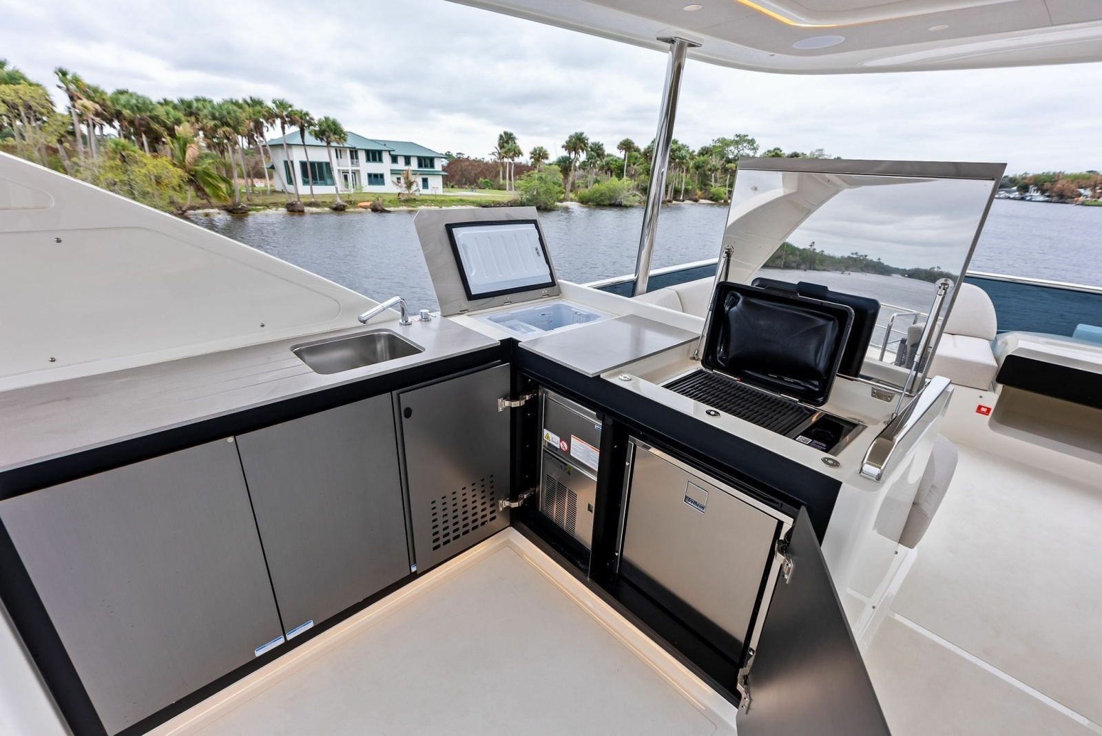 2026 Absolute 62 Navetta NEW