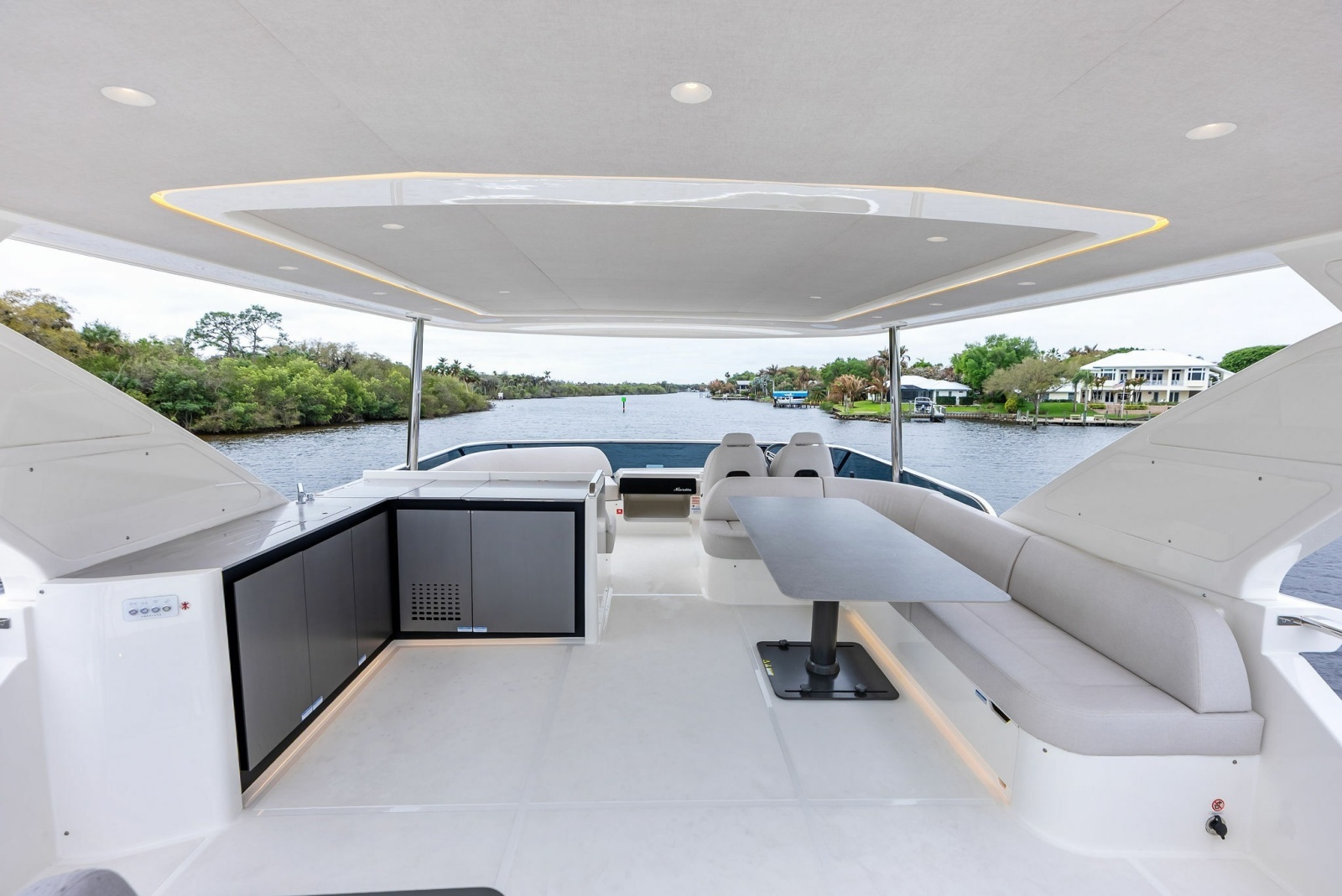 2026 Absolute 62 Navetta NEW