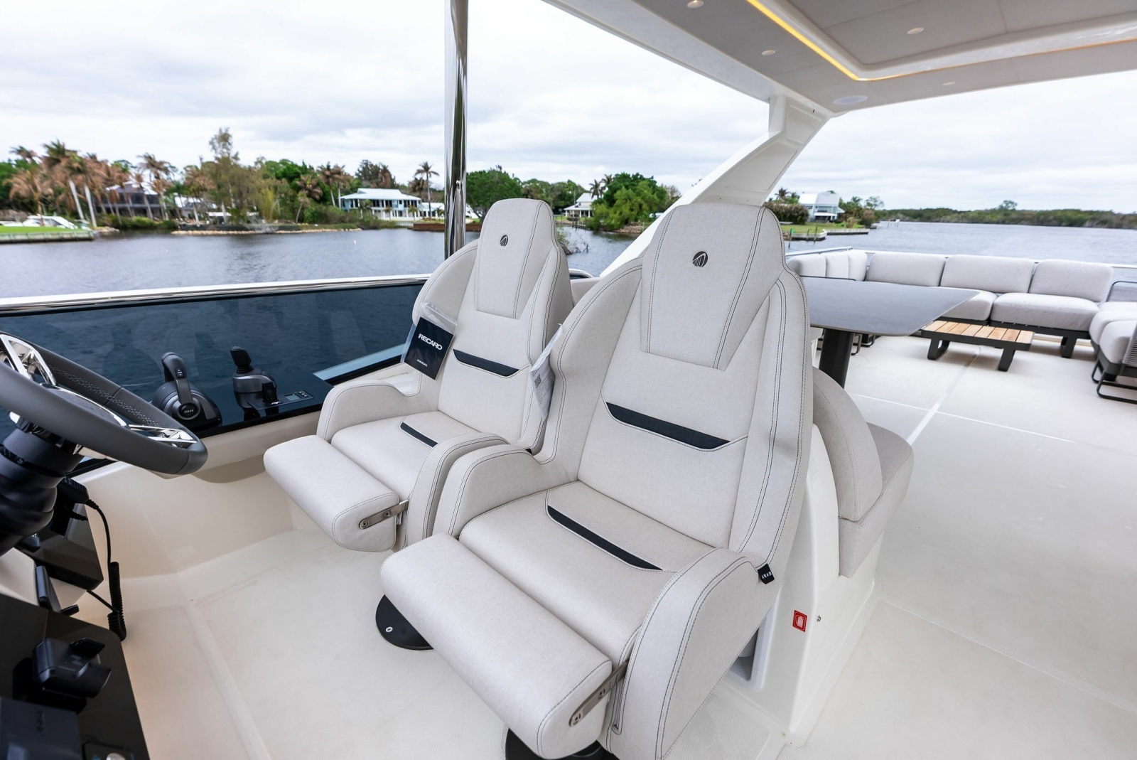 2026 Absolute 62 Navetta NEW