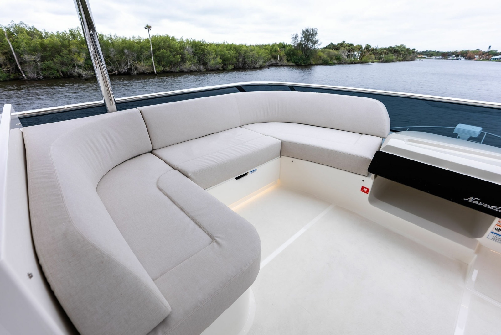 2026 Absolute 62 Navetta NEW