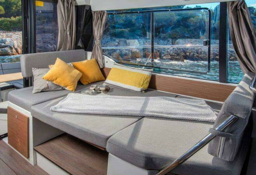 35ft Jeanneau Yacht For Sale