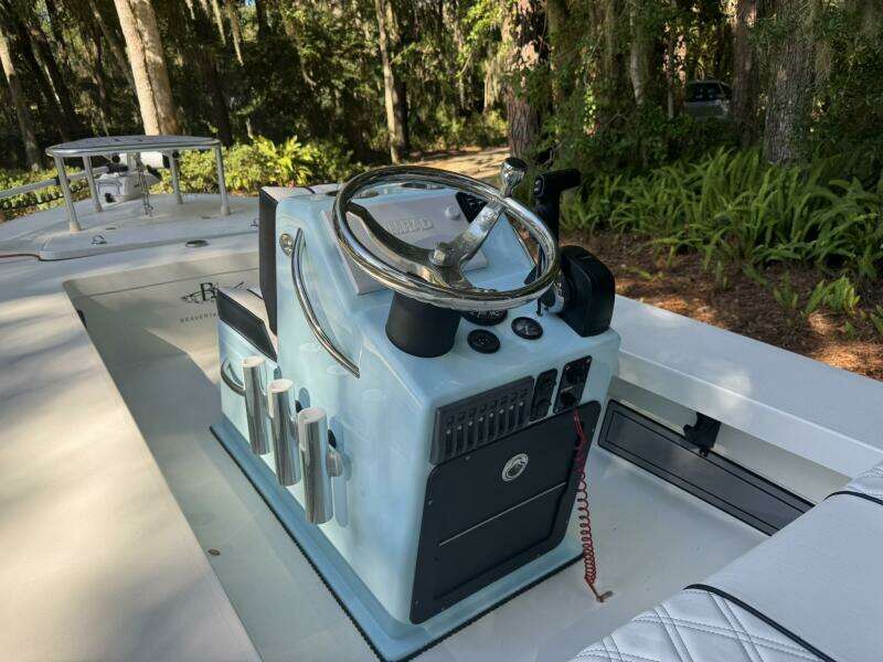 17ft Beavertail Yacht For Sale