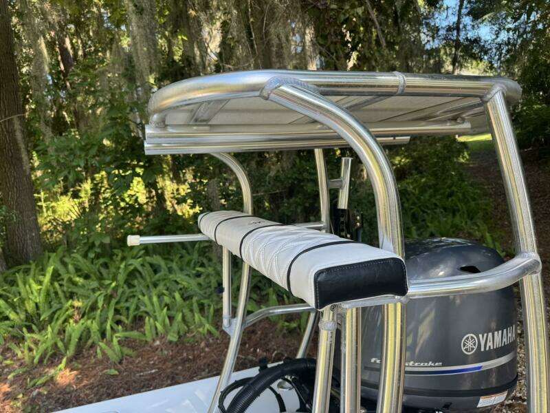 17ft Beavertail Yacht For Sale