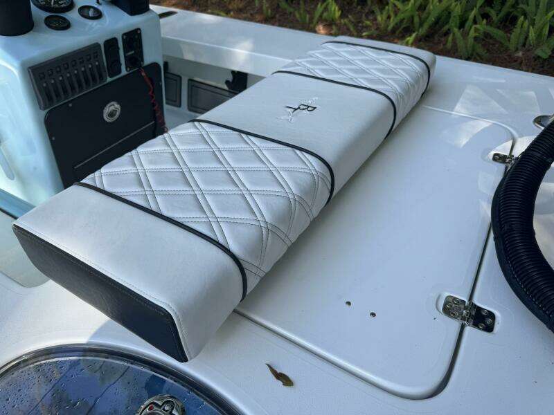 17ft Beavertail Yacht For Sale