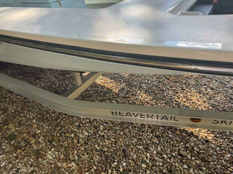17ft Beavertail Yacht For Sale