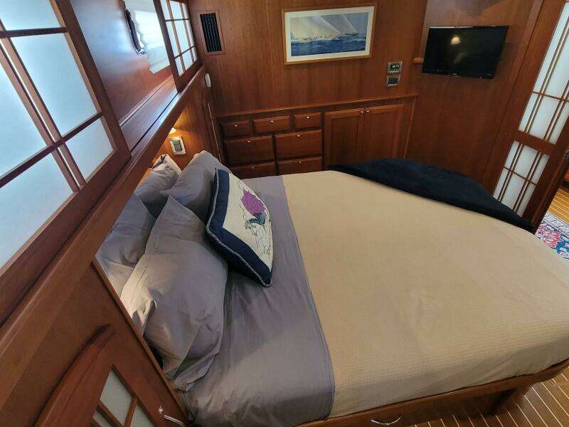 The Dark Side 48ft Sabre Yacht For Sale