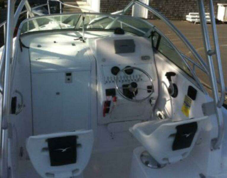 24ft Pro Line Yacht For Sale