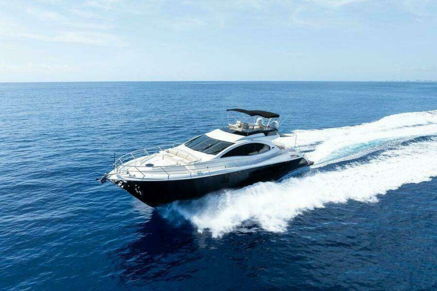 Liquid Asset 78ft Lazzara Yachts Yacht For Sale