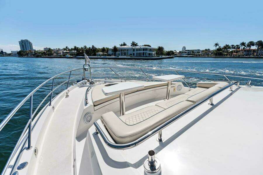 Liquid Asset 78ft Lazzara Yachts Yacht For Sale