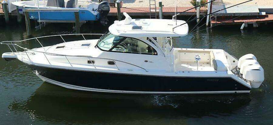 38ft Pursuit Yacht For Sale