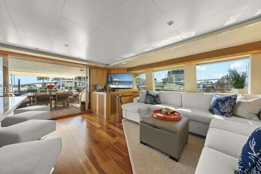 2013 Horizon PC60 - Salon