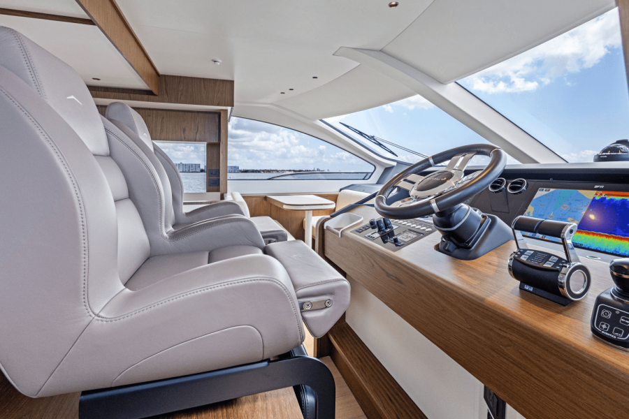 72ft Azimut Yacht For Sale