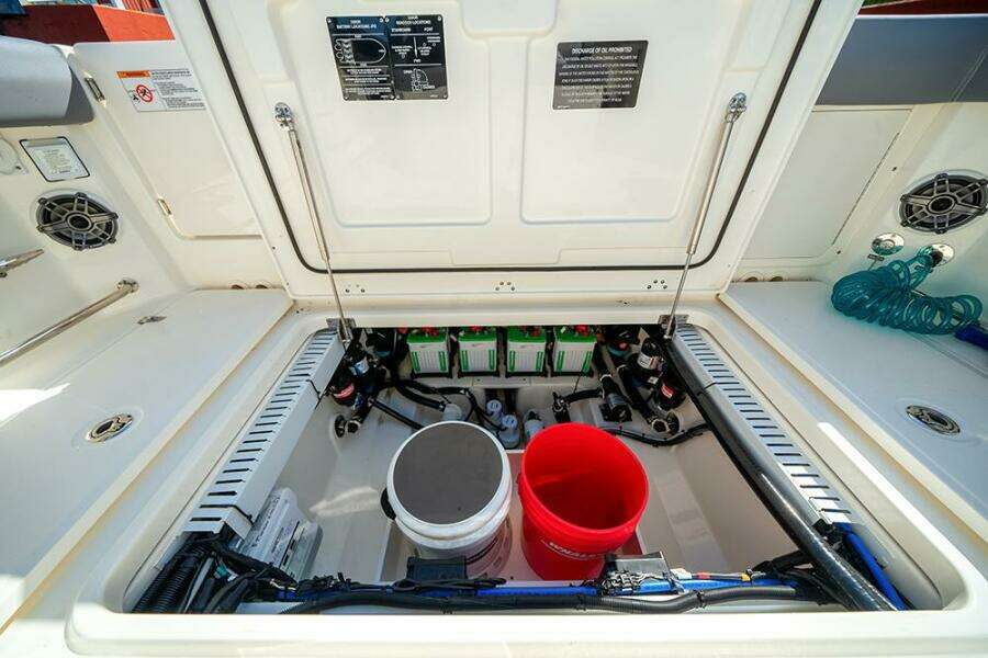 Engine compartment