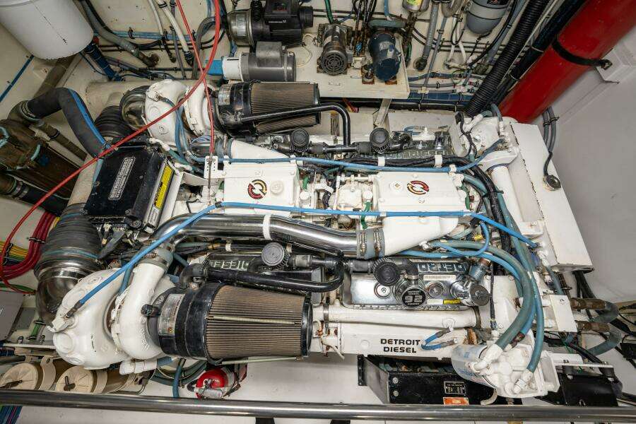 Hatts Off 74ft Hatteras Yacht For Sale