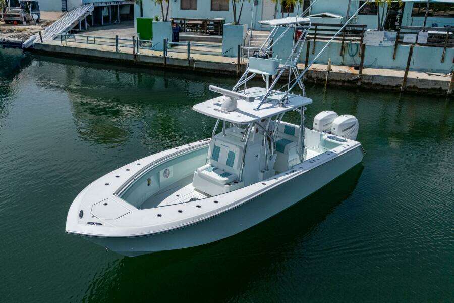 31ft SeaHunter Yacht For Sale