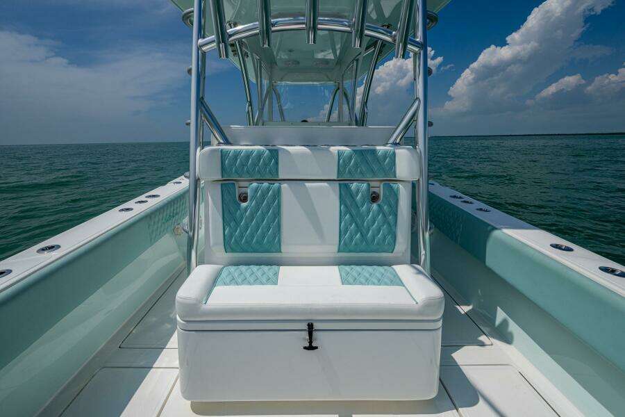 31ft SeaHunter Yacht For Sale