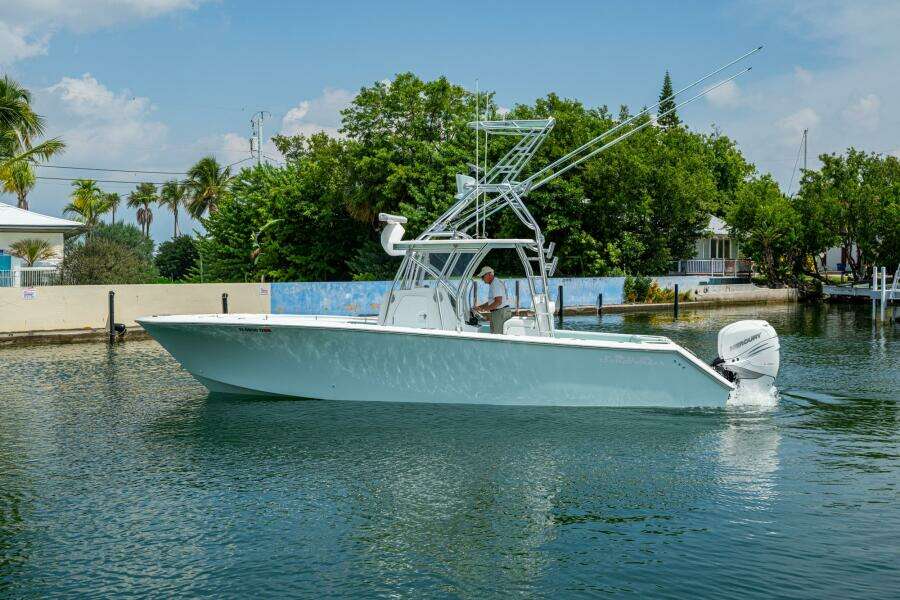 31ft SeaHunter Yacht For Sale