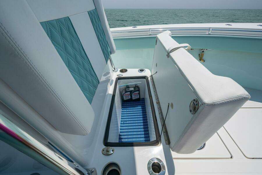 31ft SeaHunter Yacht For Sale