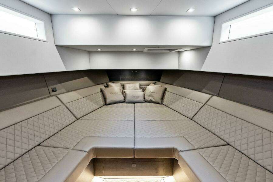 COBRA 45ft Vanquish Yachts Yacht For Sale