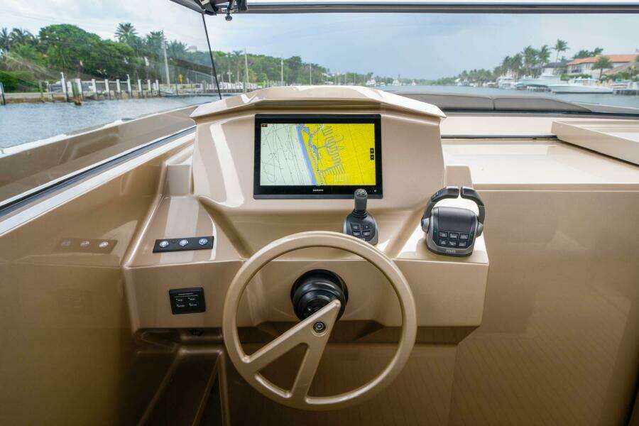 COBRA 45ft Vanquish Yachts Yacht For Sale