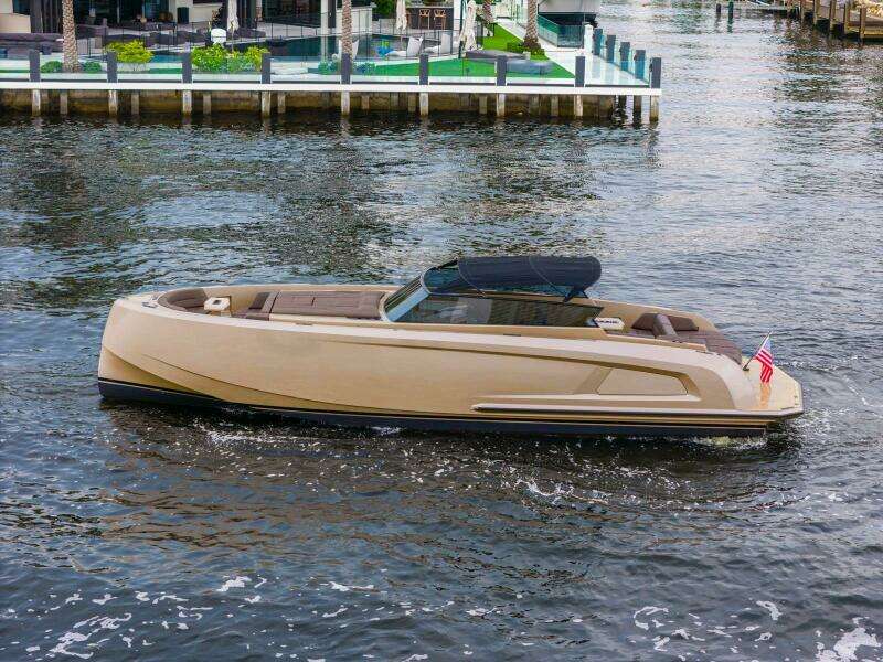 COBRA 45ft Vanquish Yachts Yacht For Sale