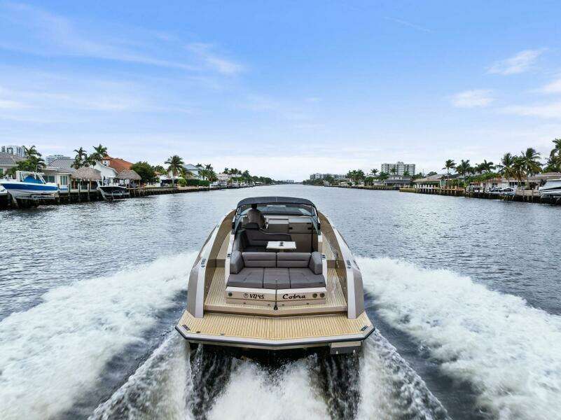 COBRA 45ft Vanquish Yachts Yacht For Sale