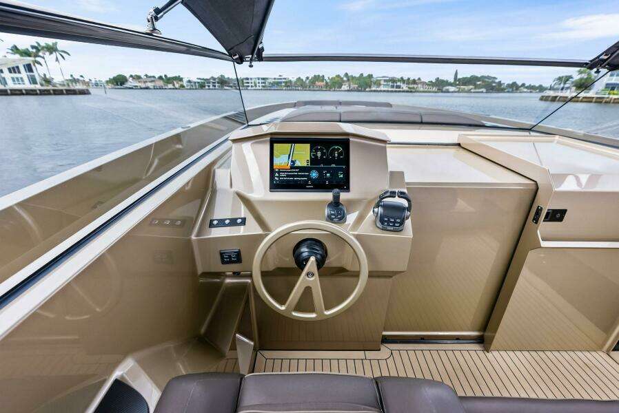 COBRA 45ft Vanquish Yachts Yacht For Sale