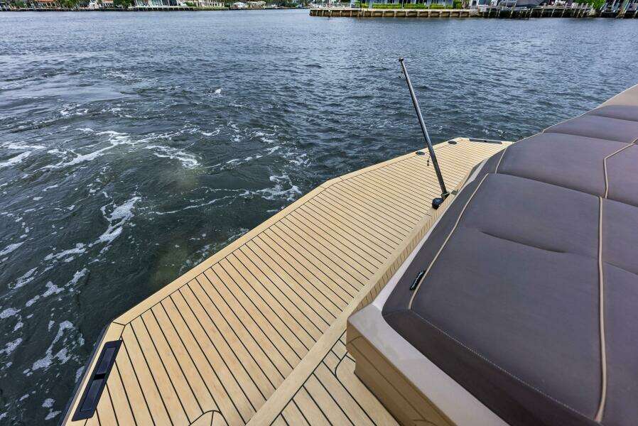 COBRA 45ft Vanquish Yachts Yacht For Sale
