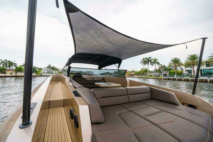 COBRA 45ft Vanquish Yachts Yacht For Sale