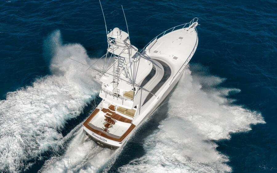 70' 2012 Viking 