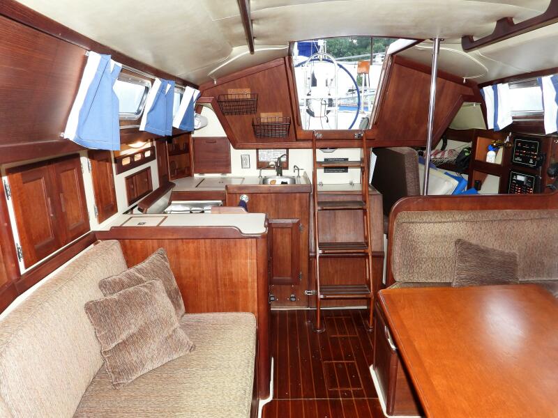 1987 Ericson