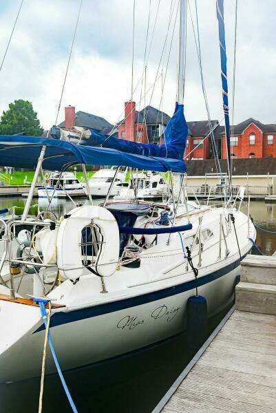 Miss Daisy 32ft Ericson Yacht For Sale