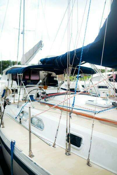Miss Daisy 32ft Ericson Yacht For Sale