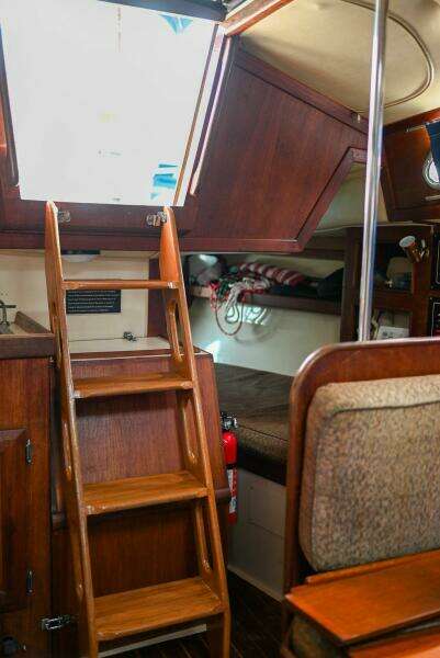 Miss Daisy 32ft Ericson Yacht For Sale