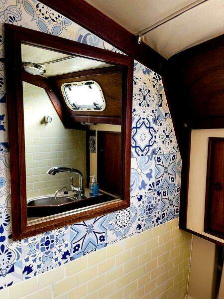 Miss Daisy 32ft Ericson Yacht For Sale