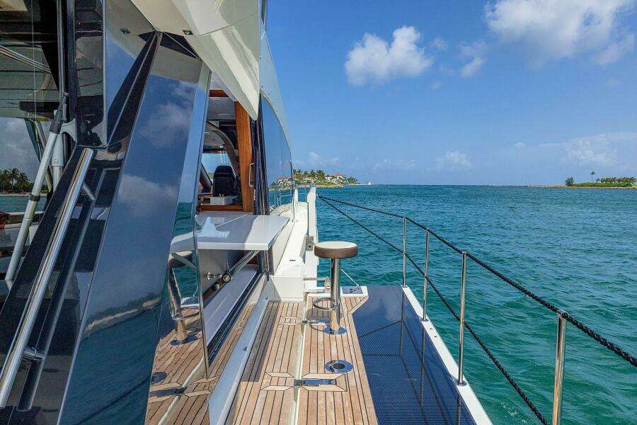 64ft Galeon Yacht For Sale