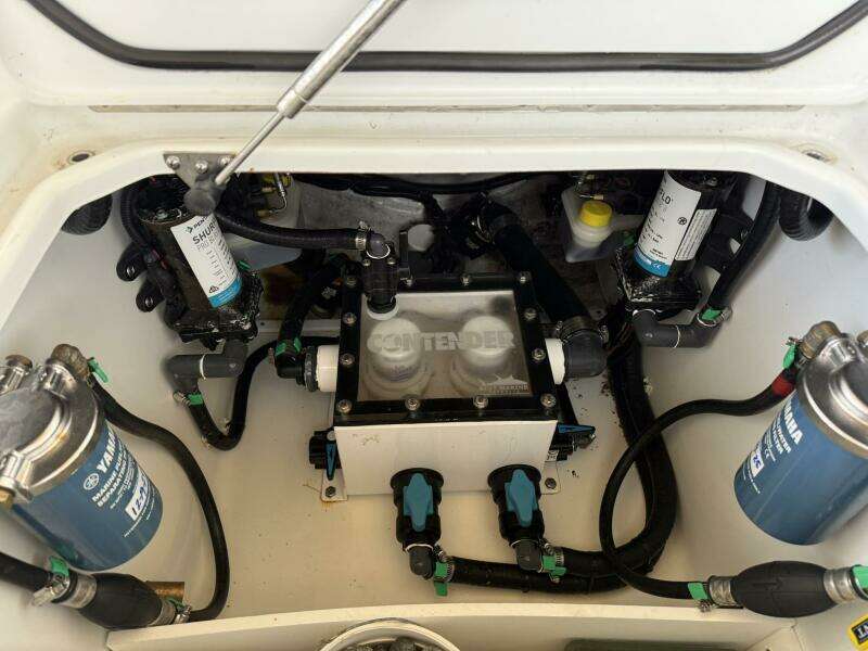 32ft Contender Yacht For Sale