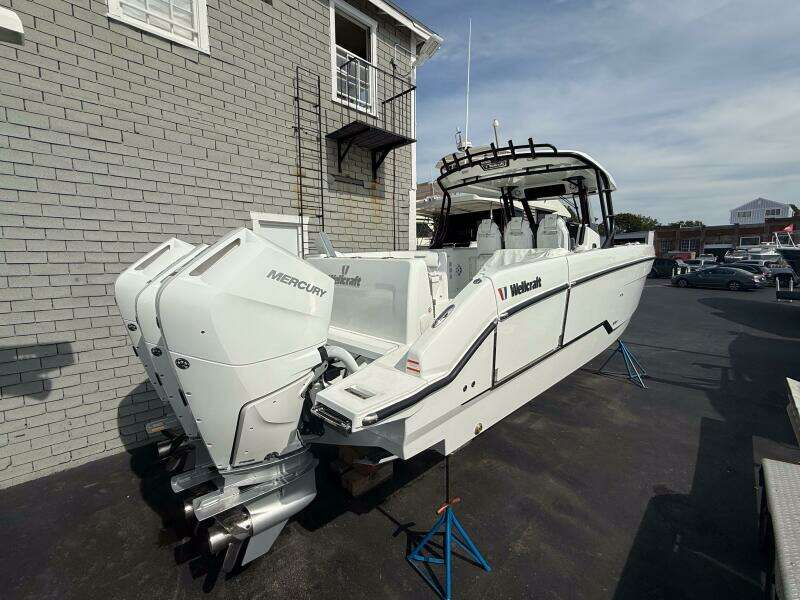38ft Wellcraft Yacht For Sale