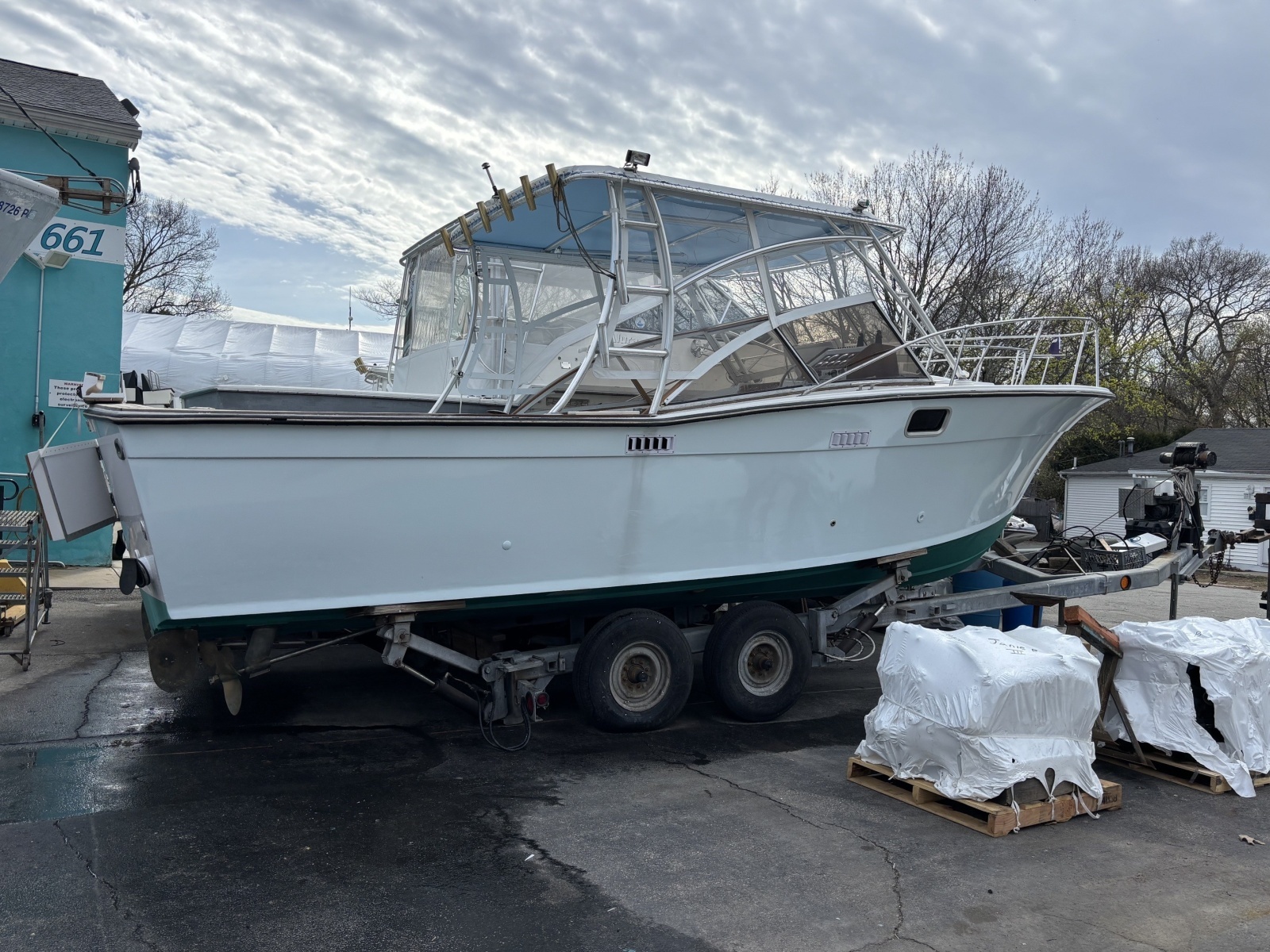 28ft Topaz Yacht For Sale