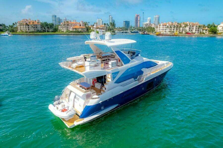 72ft Azimut Yacht For Sale