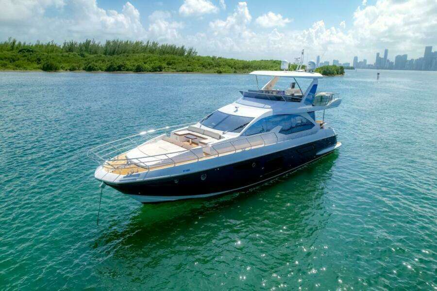 72ft Azimut Yacht For Sale