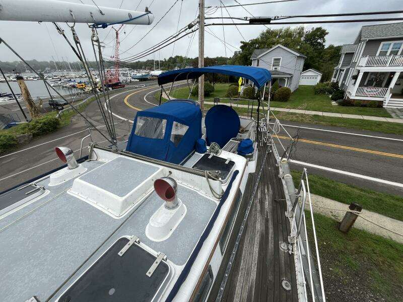 OUTRAGEOUS 41ft Cheoy Lee Yacht For Sale
