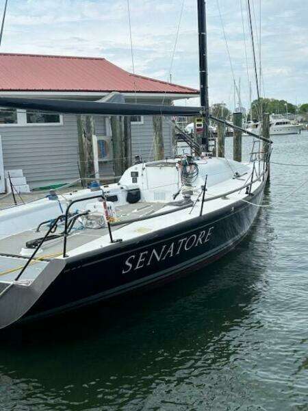 SENATORE 40ft Waterline Yacht For Sale