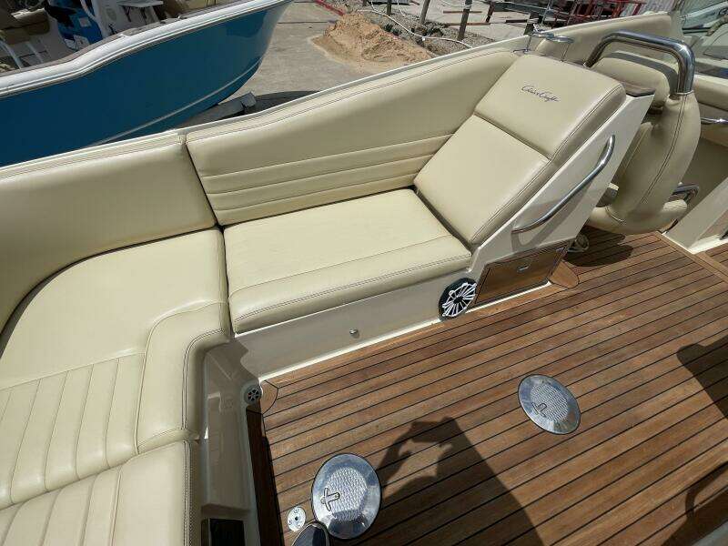 32ft Chris Craft Yacht For Sale