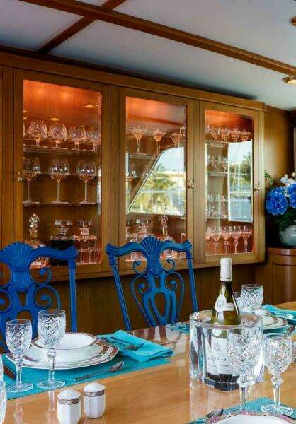 SEAFARI 97ft Burger Yacht For Sale